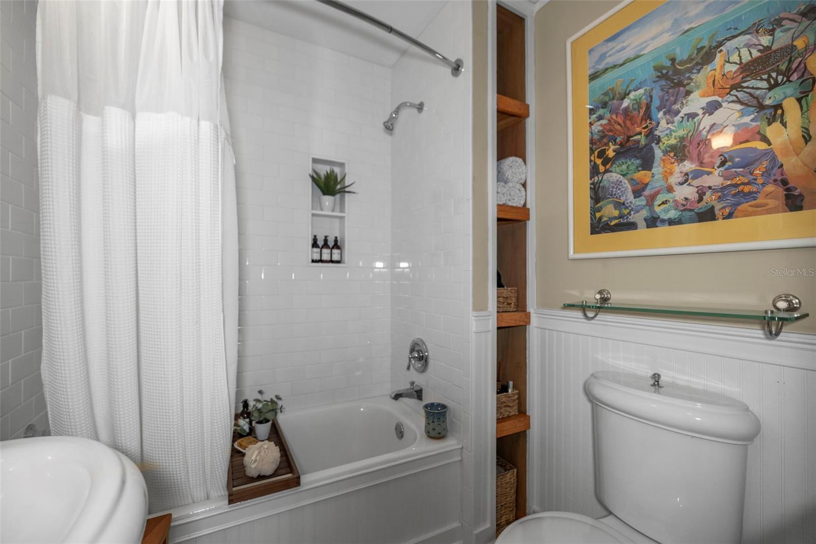 GROVE TERRACE - Residential