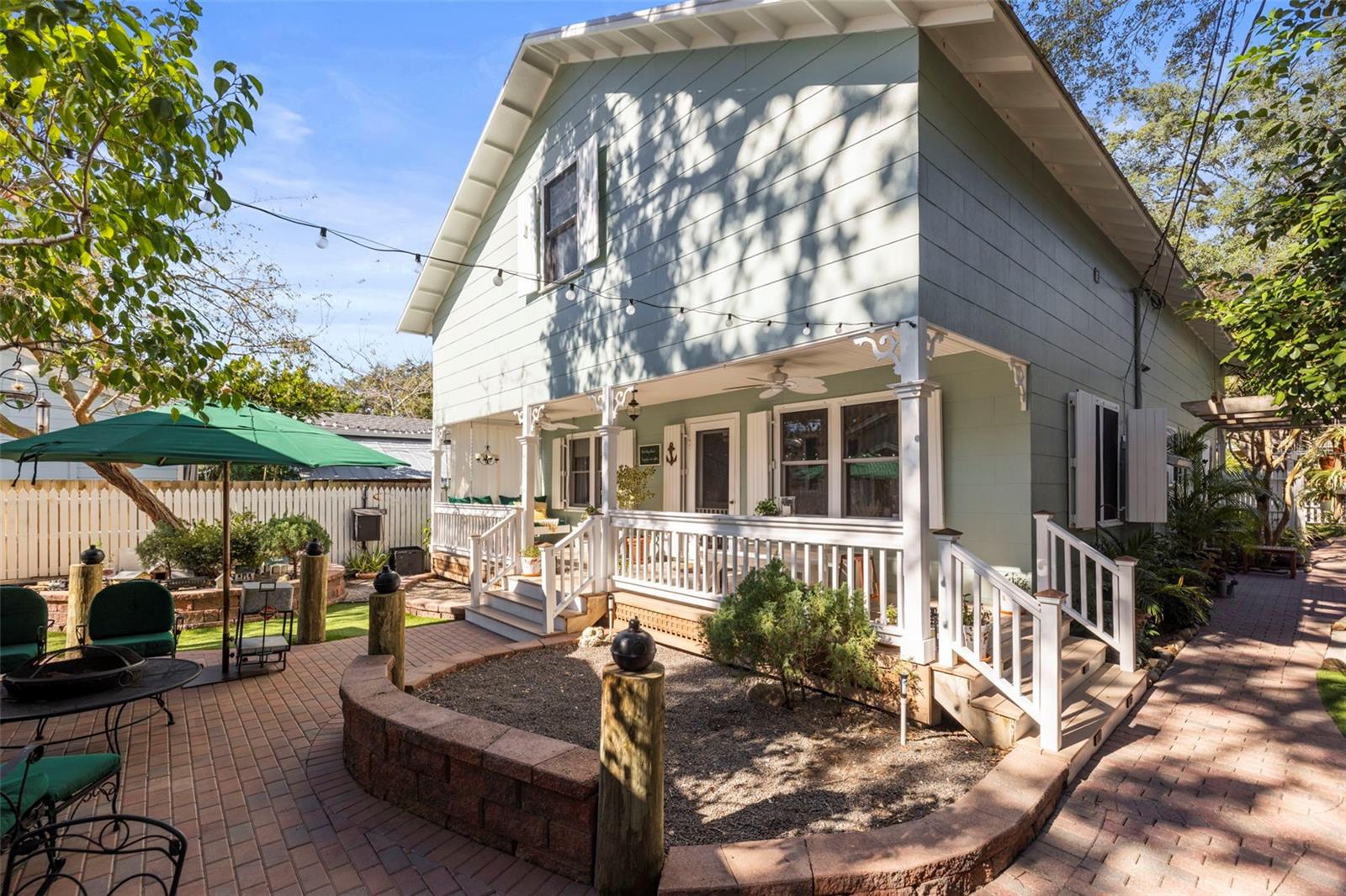 GROVE TERRACE - Residential