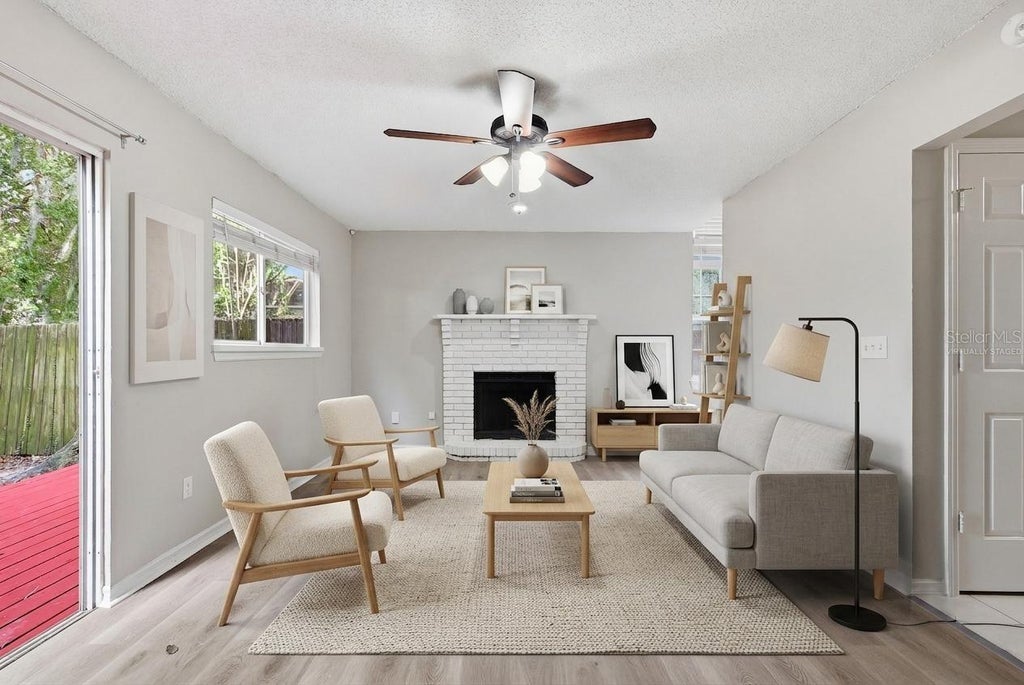 Photo of 17 Hillside Avenue, Orlando, FL 32803 (MLS # O6428104)