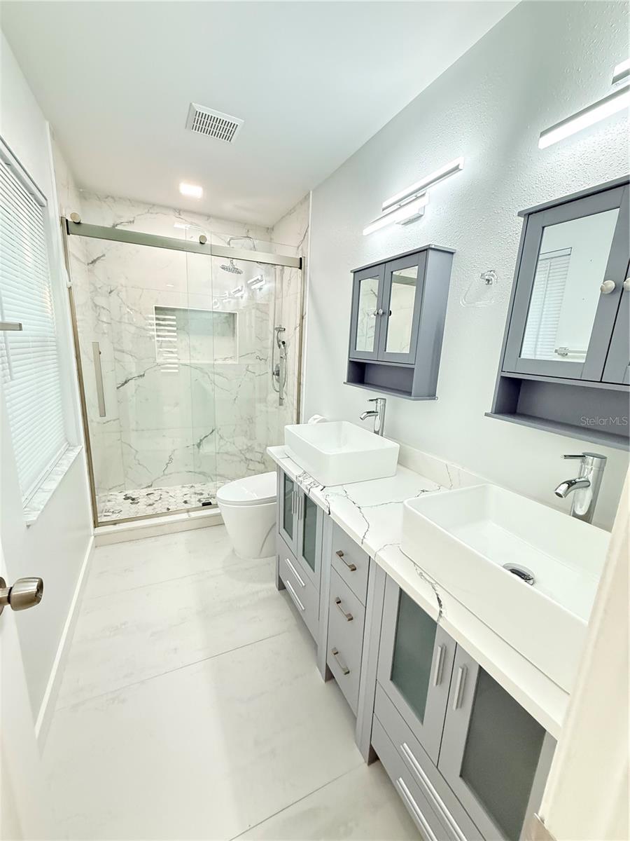 WHISPER LAKES - Residential Lease