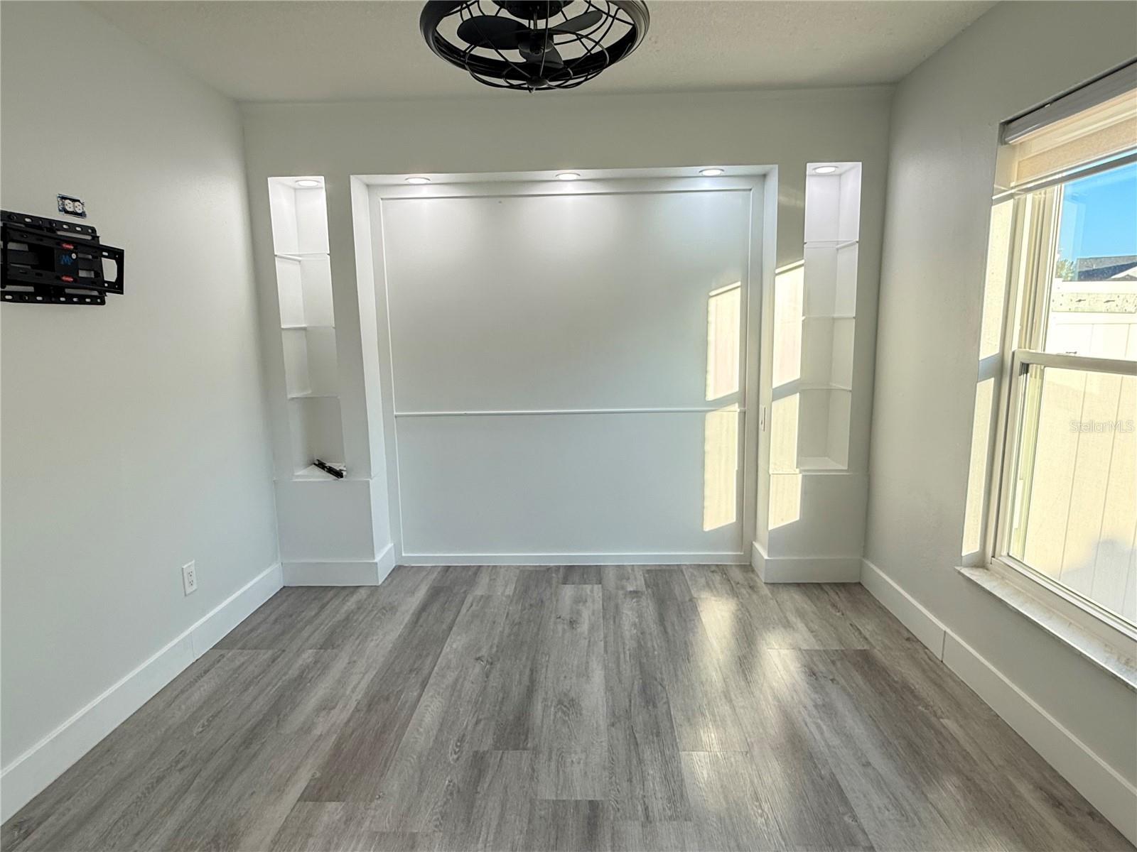 WHISPER LAKES - Residential Lease