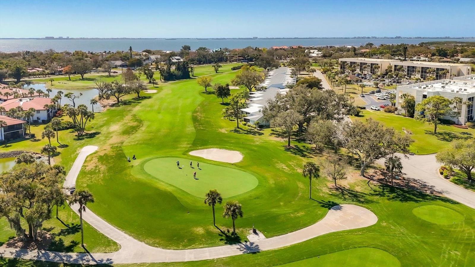 VALENCIA GARDEN - Residential