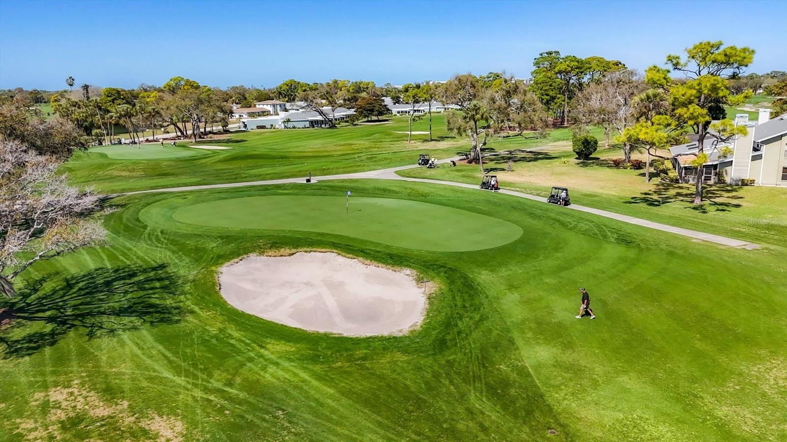 VALENCIA GARDEN - Residential