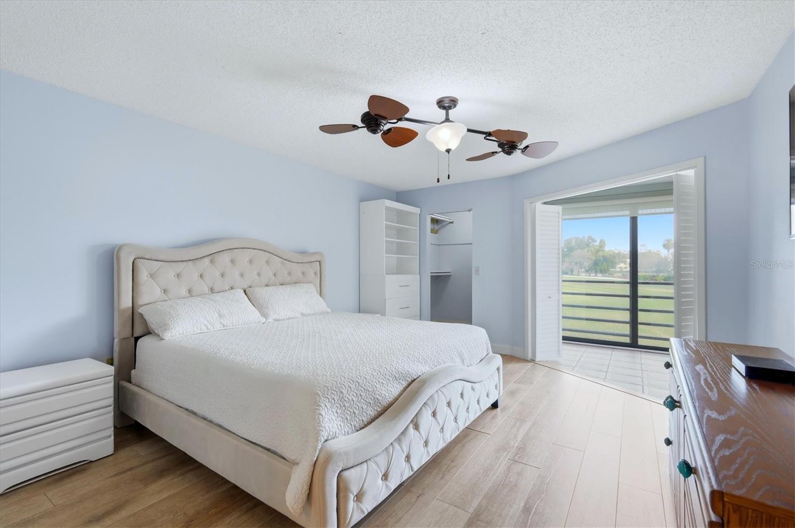 VALENCIA GARDEN - Residential