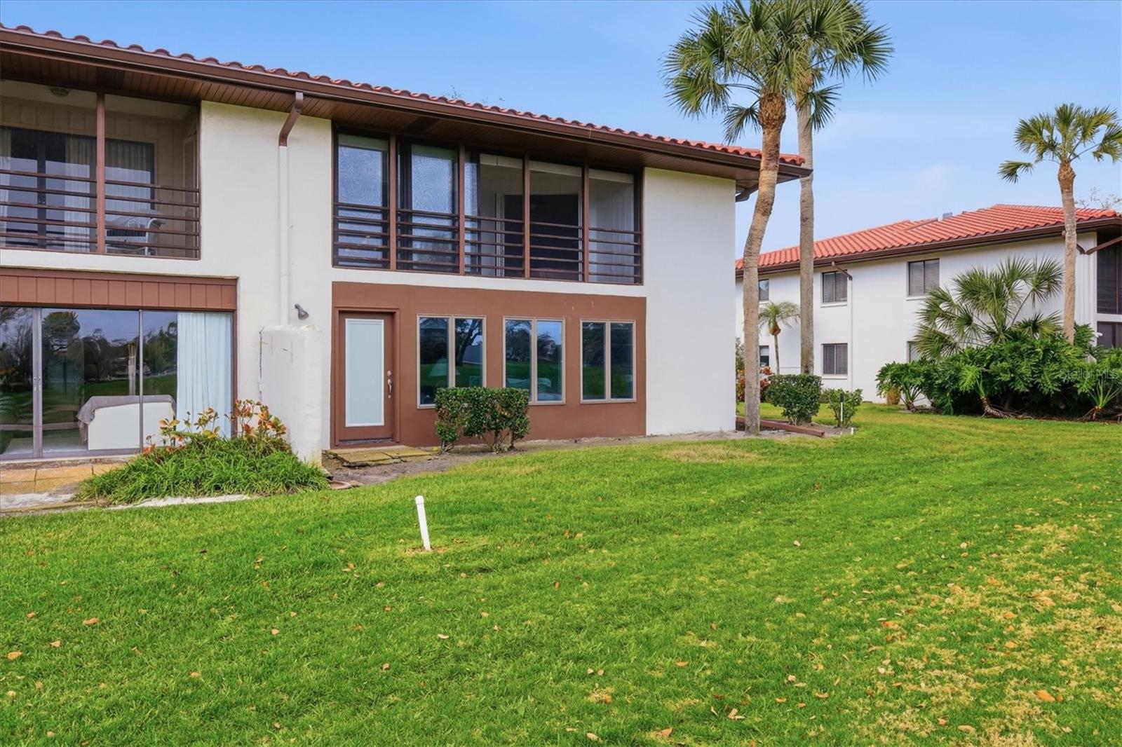 VALENCIA GARDEN - Residential