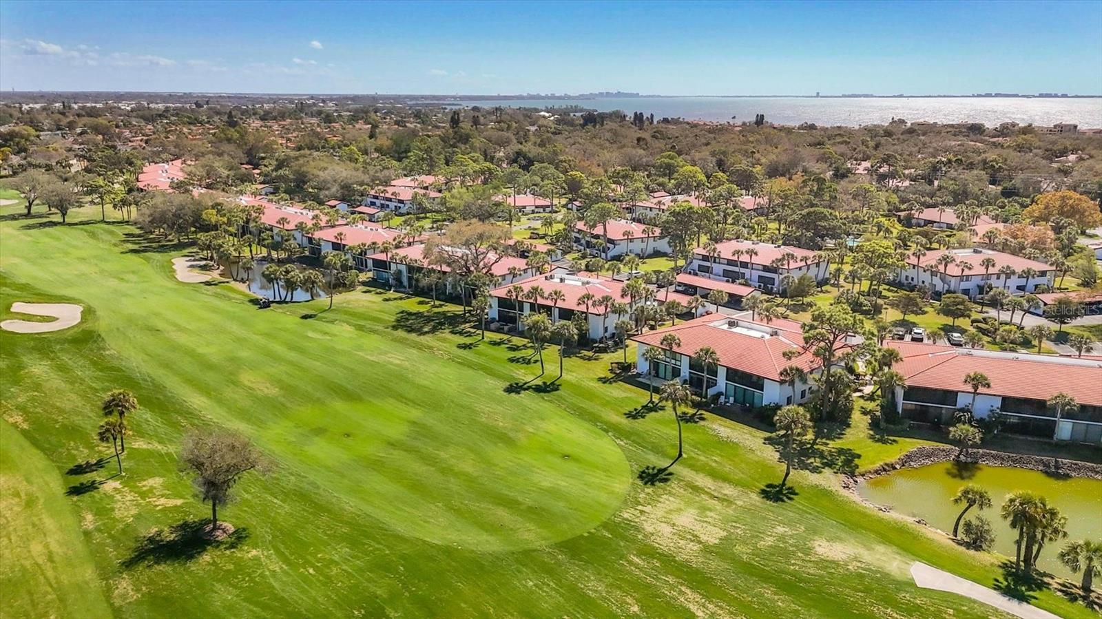 VALENCIA GARDEN - Residential