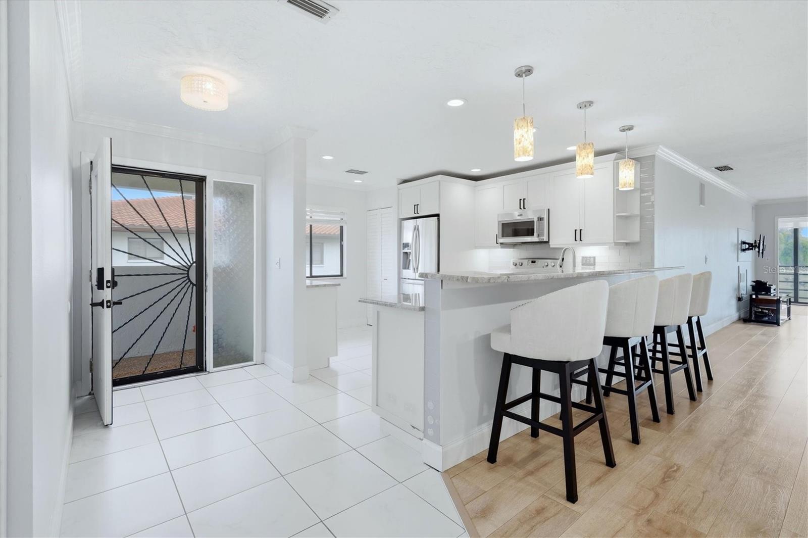 VALENCIA GARDEN - Residential