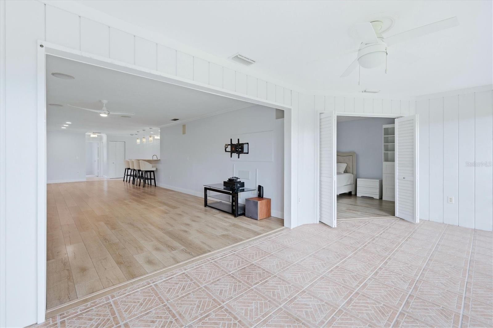 VALENCIA GARDEN - Residential