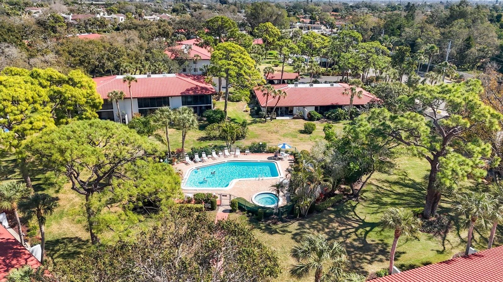 VALENCIA GARDEN - Residential