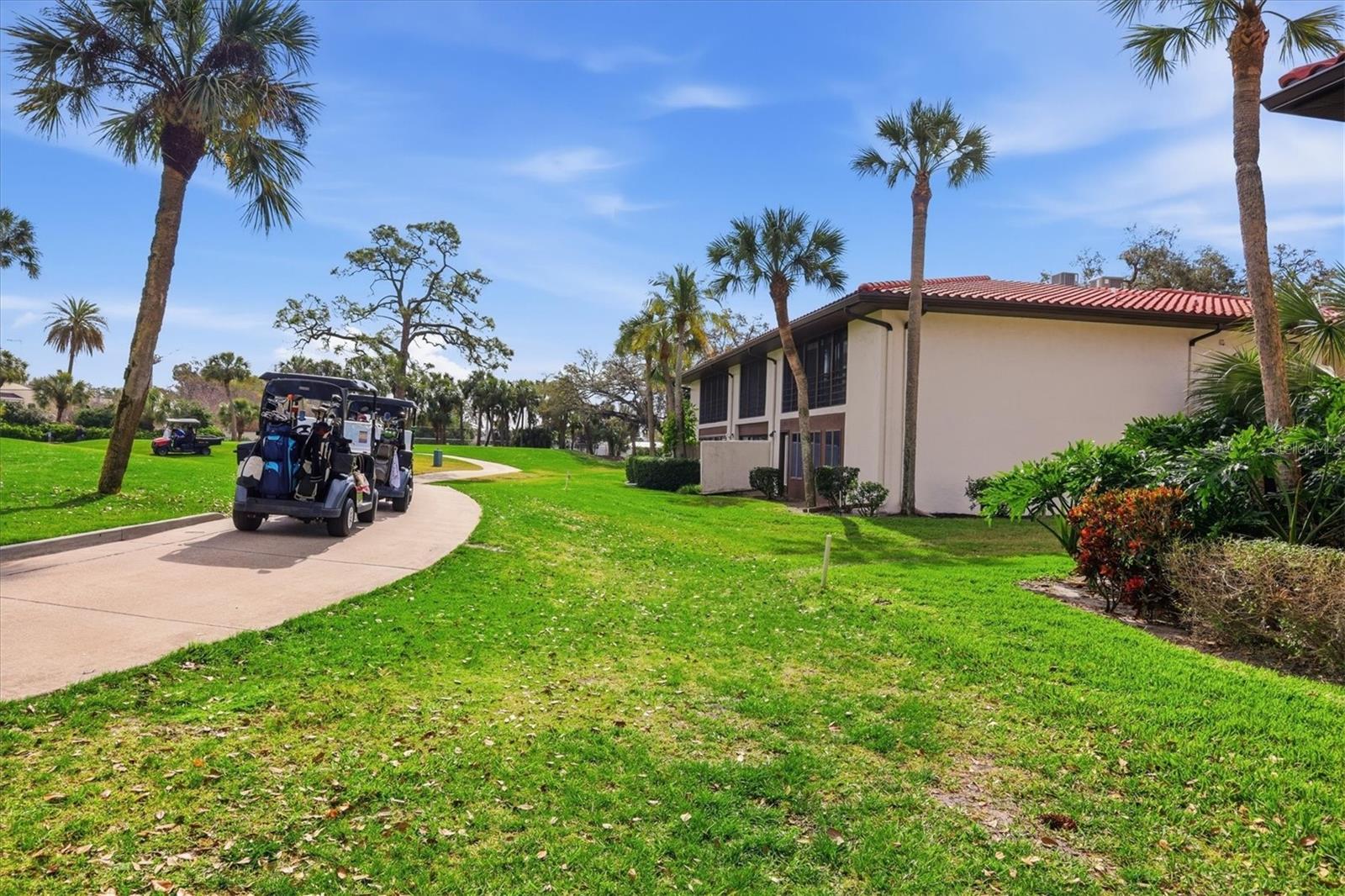 VALENCIA GARDEN - Residential