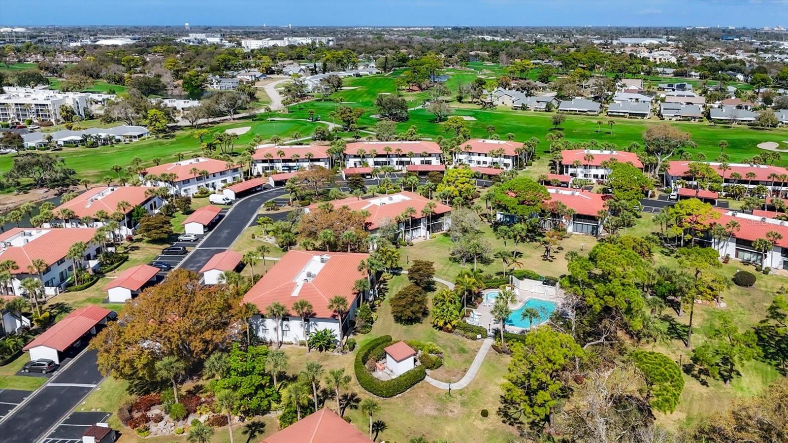 VALENCIA GARDEN - Residential