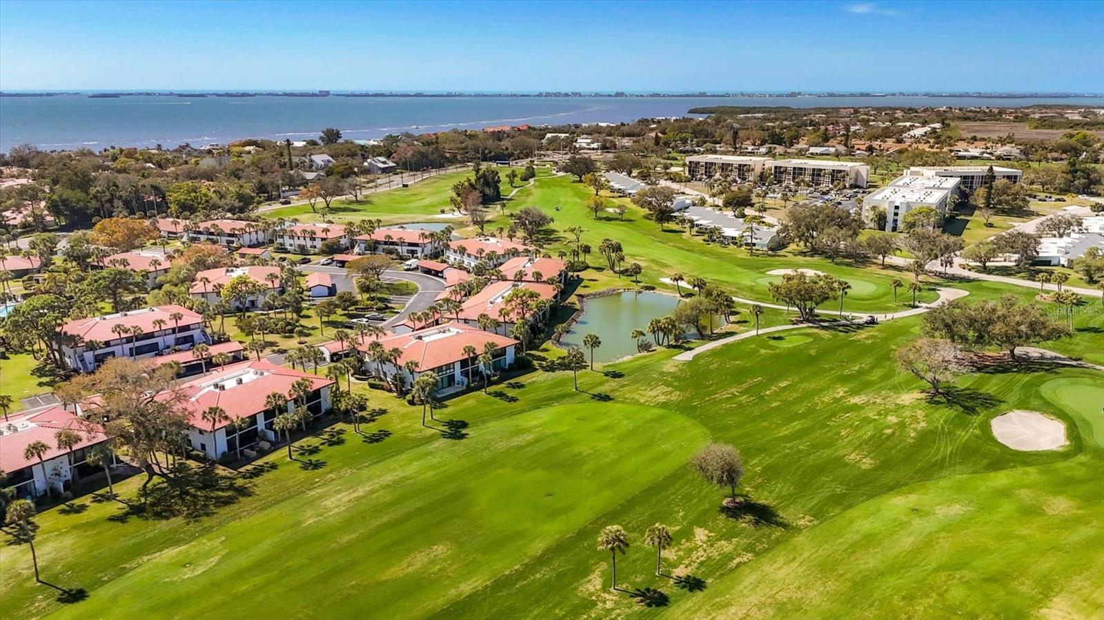 VALENCIA GARDEN - Residential