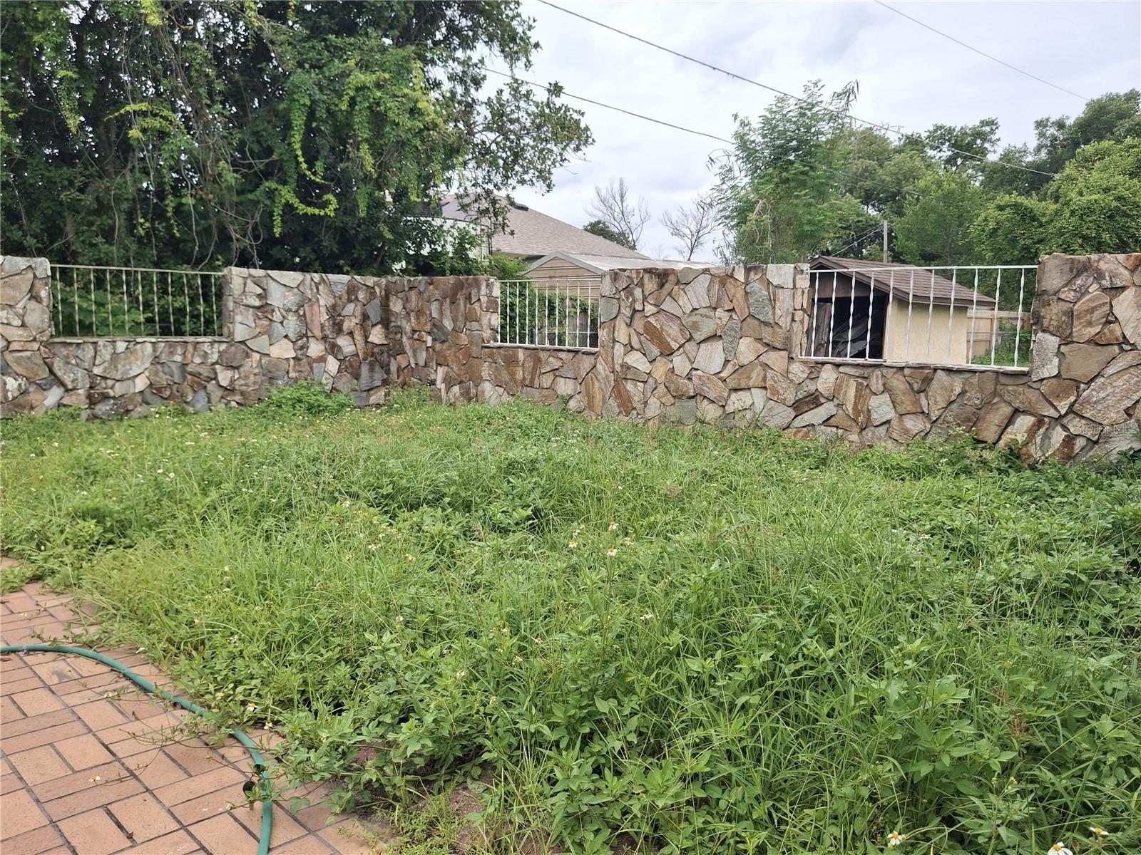 MEADOW OAKS SUB - Residential