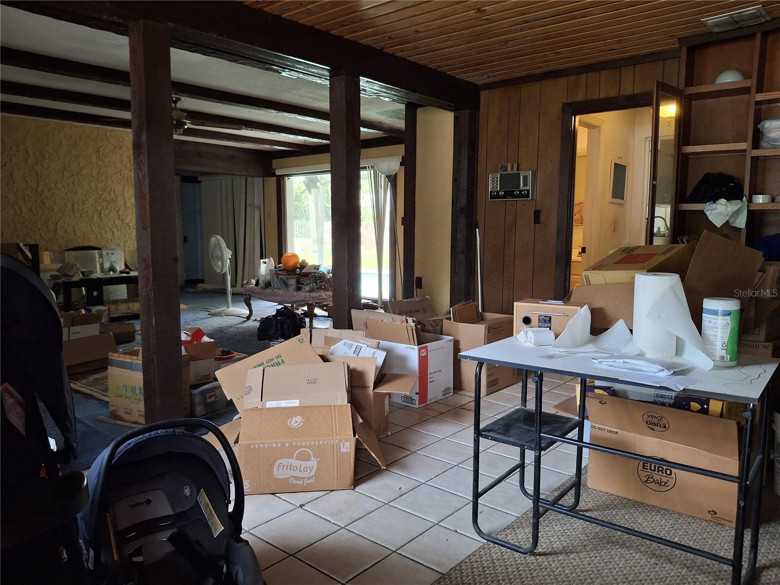 MEADOW OAKS SUB - Residential