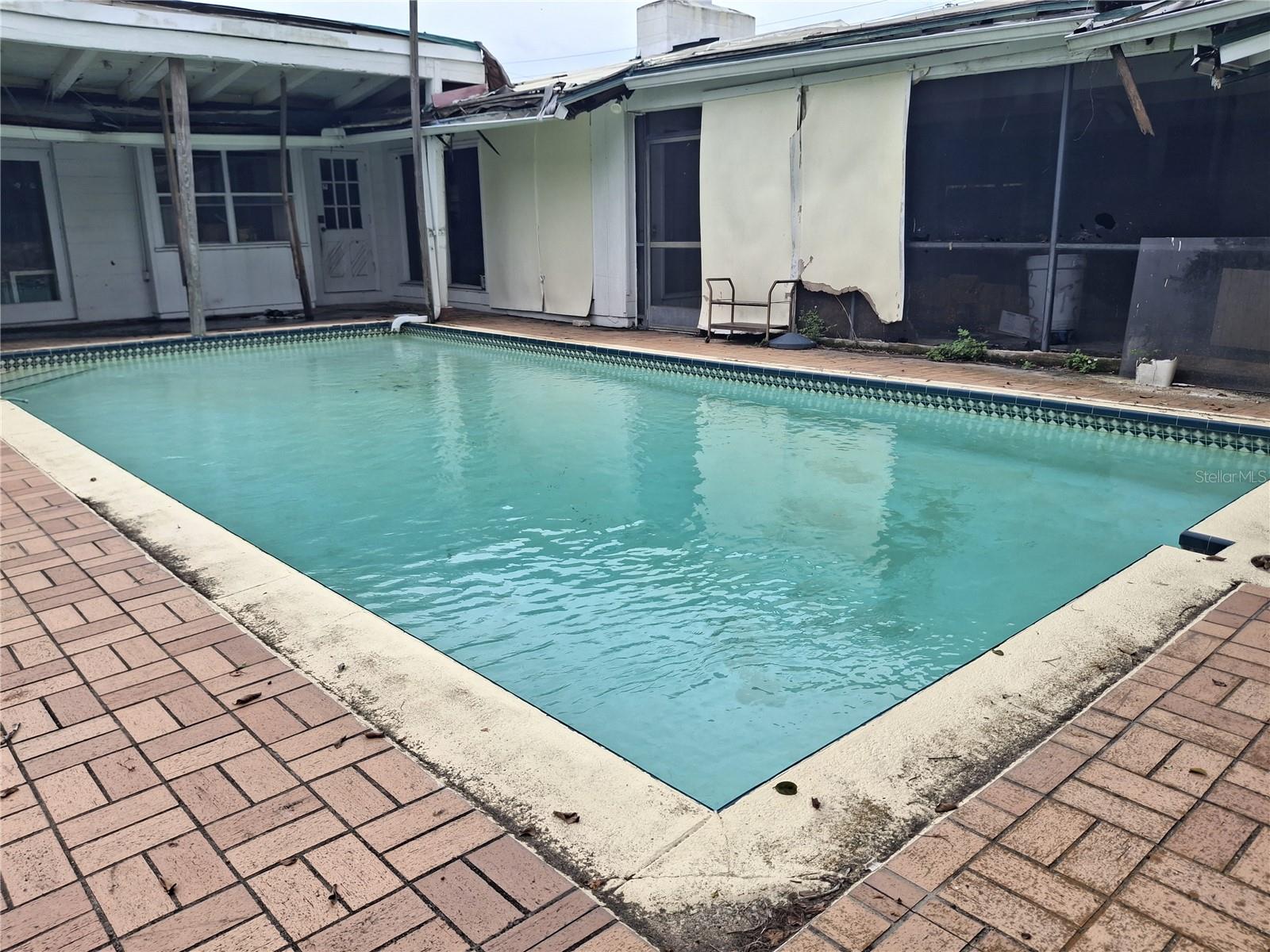 MEADOW OAKS SUB - Residential