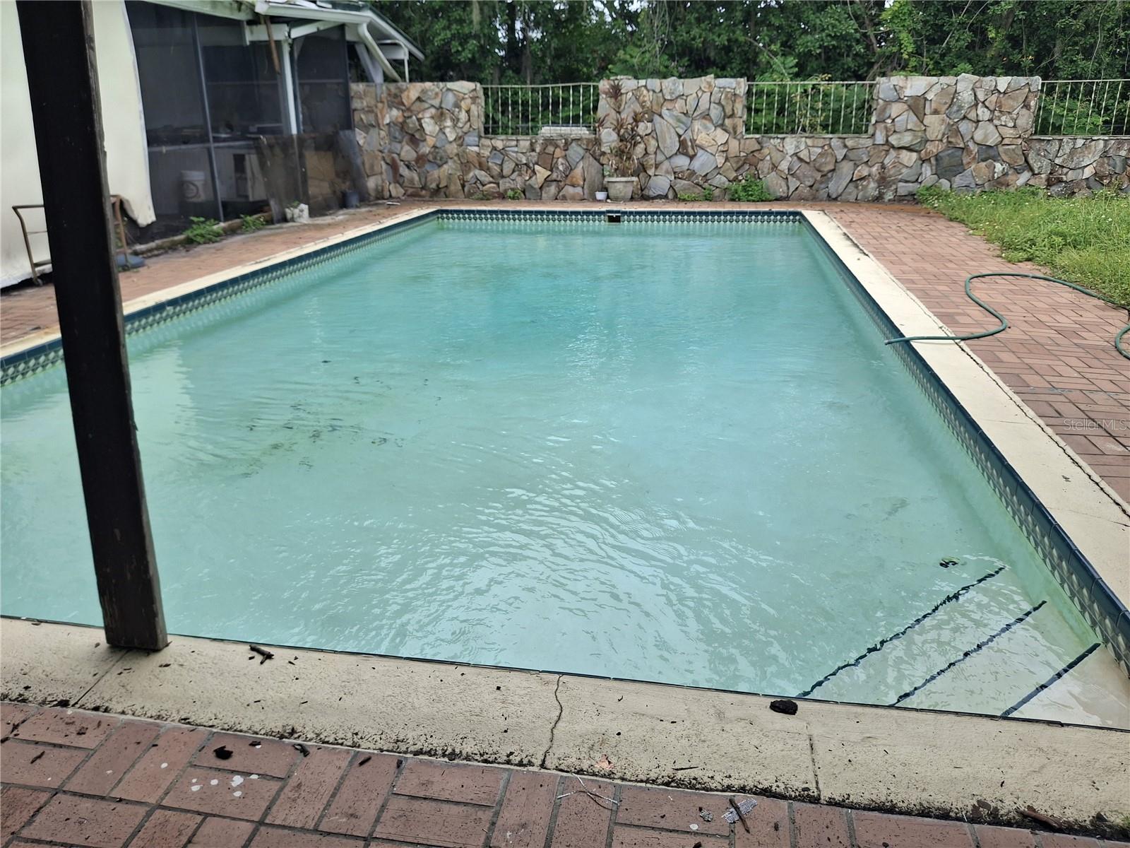 MEADOW OAKS SUB - Residential