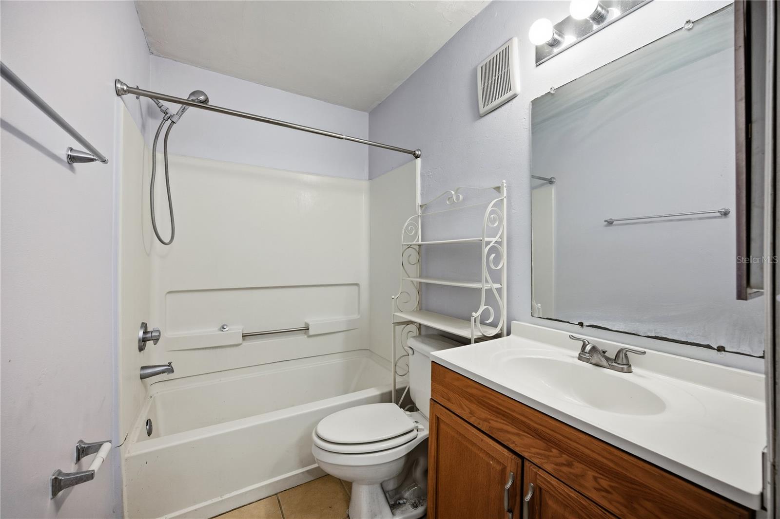 COUNTYSIDE AT THE UNIVERSITY - Residential