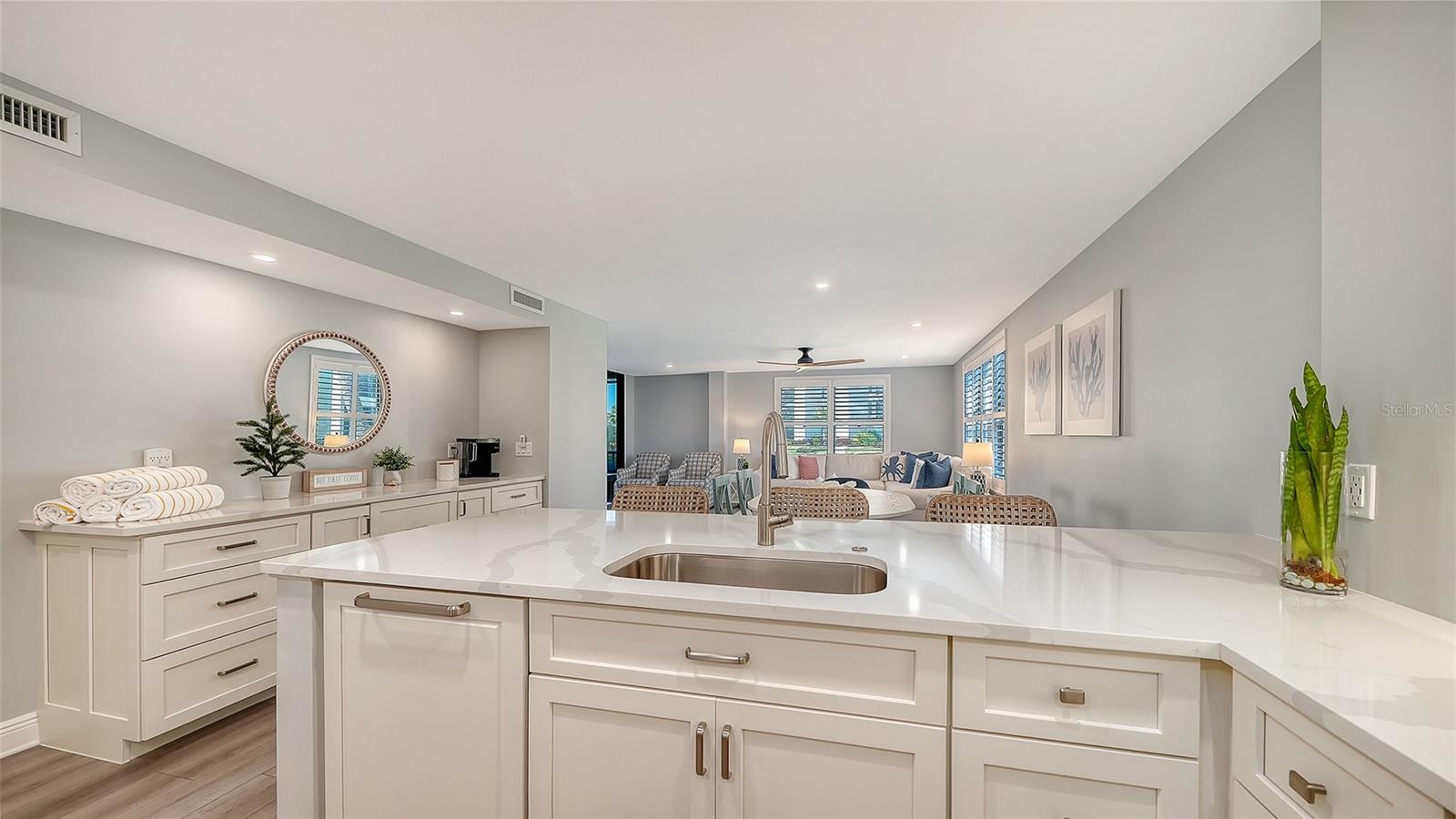 GULF & BAY CLUB - Residential