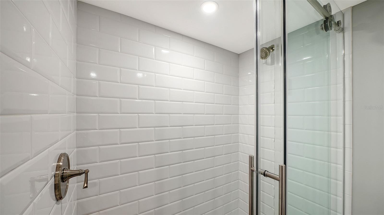 GULF & BAY CLUB - Residential