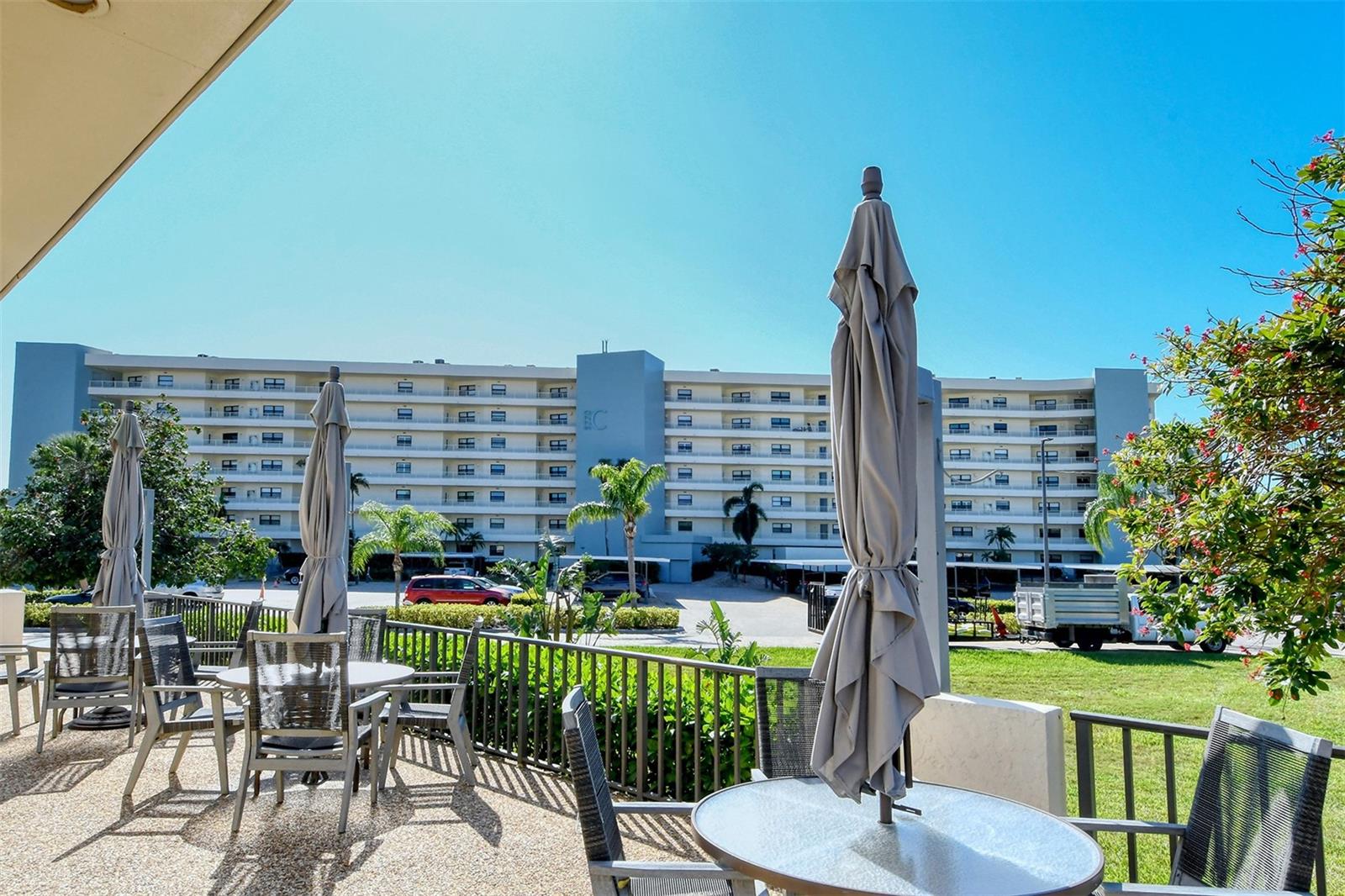 GULF & BAY CLUB - Residential