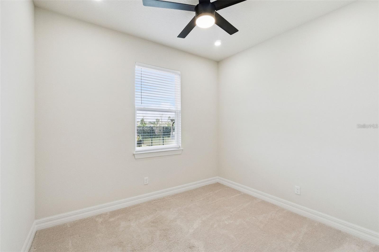 LIVE OAK LAKE PH 1 - Residential