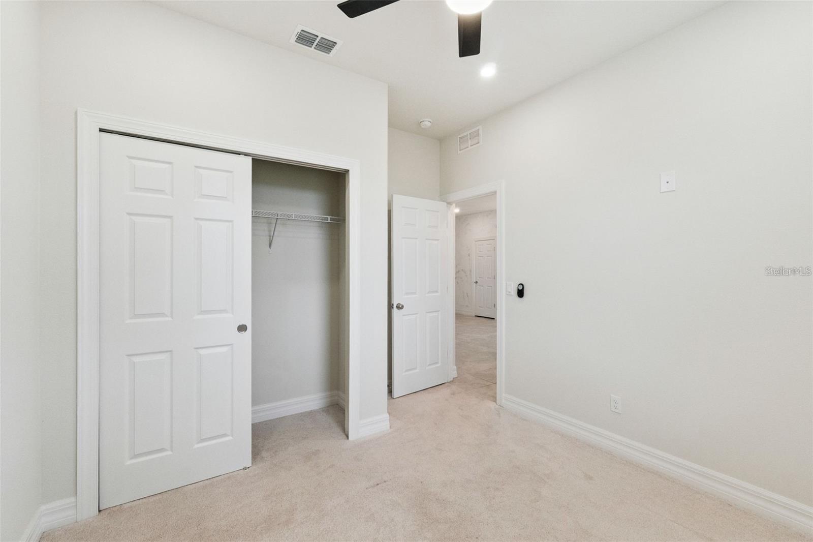 LIVE OAK LAKE PH 1 - Residential