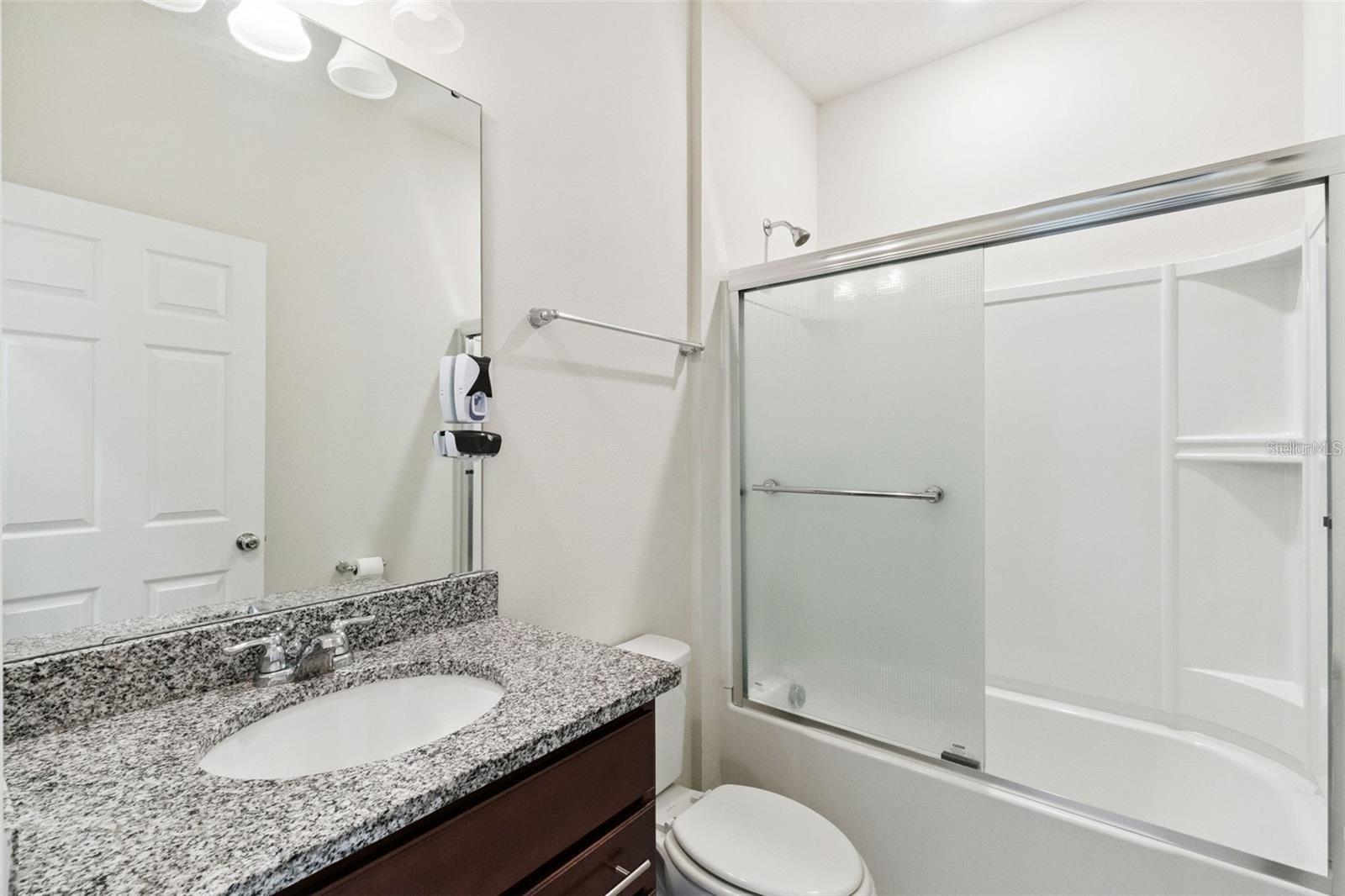 LIVE OAK LAKE PH 1 - Residential