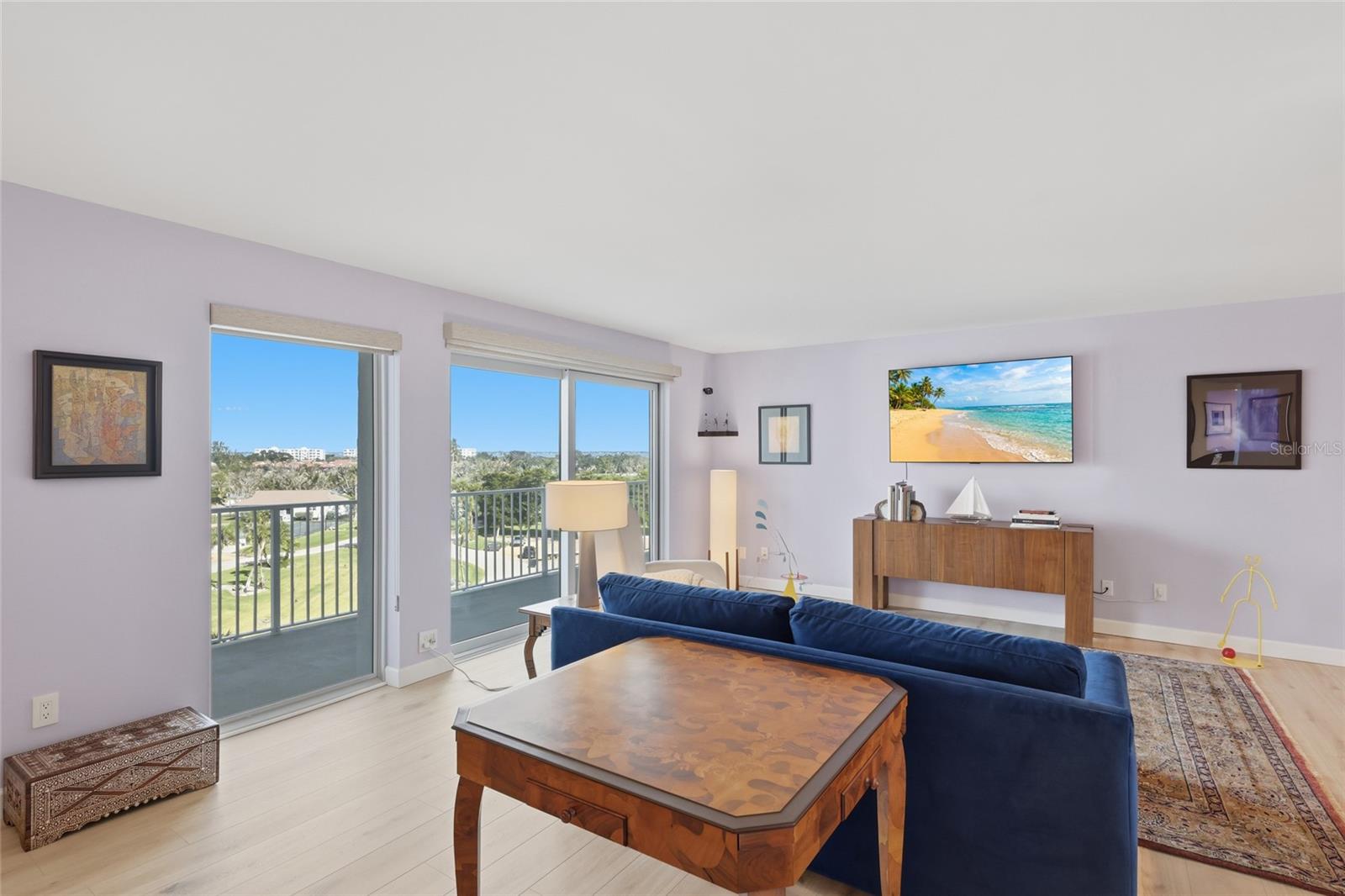 ISLANDER CLUB OF LONGBOAT - Residential