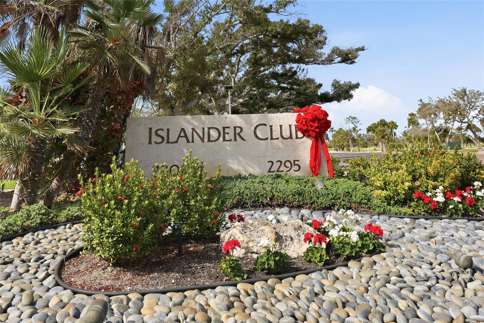 ISLANDER CLUB OF LONGBOAT - Residential