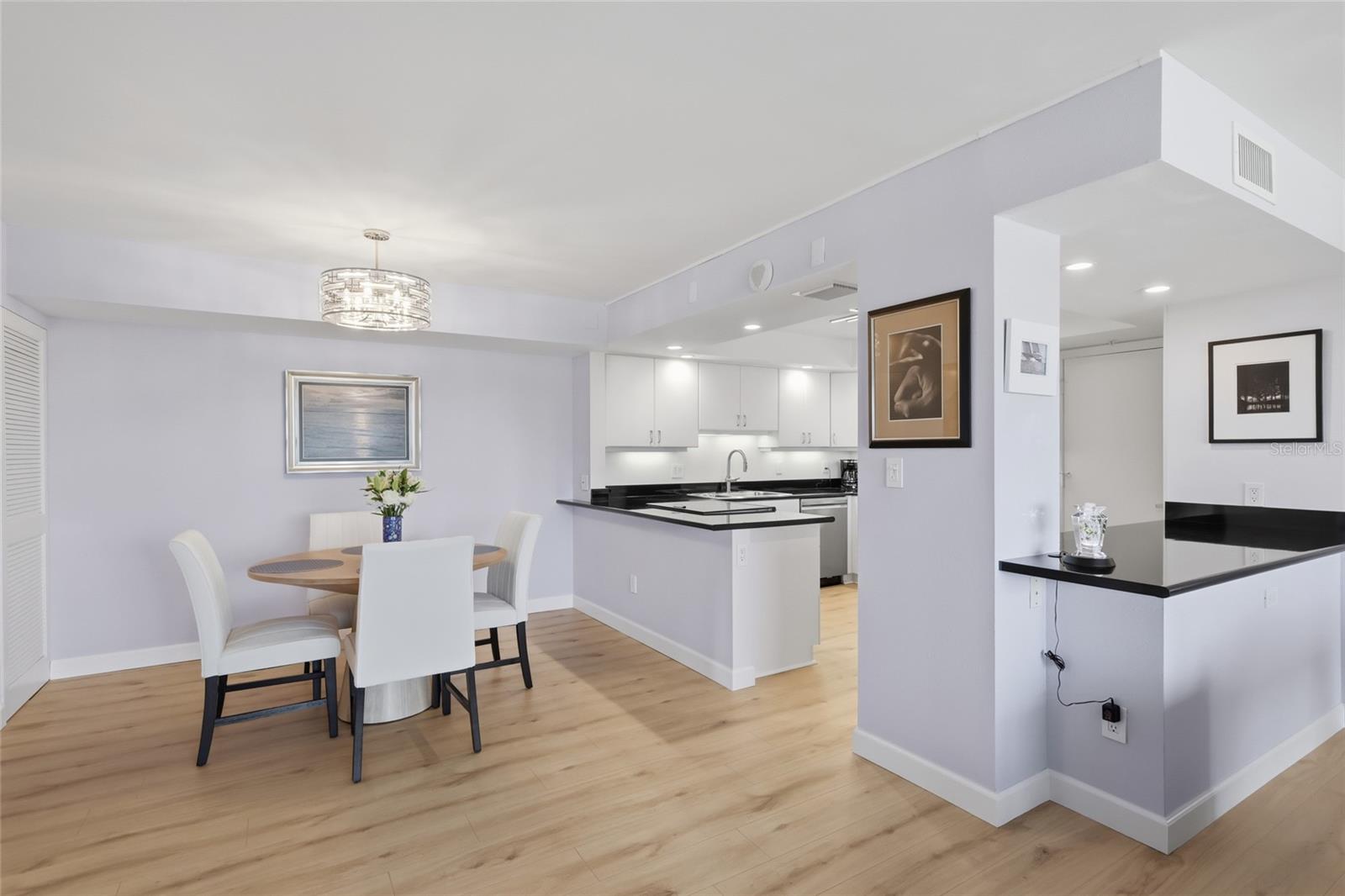 ISLANDER CLUB OF LONGBOAT - Residential