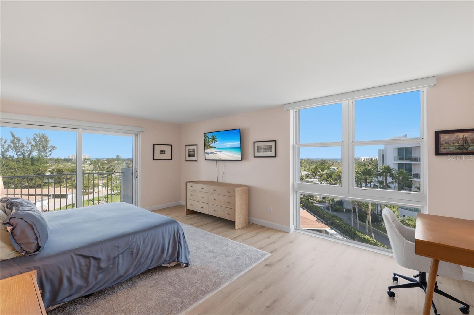 ISLANDER CLUB OF LONGBOAT - Residential