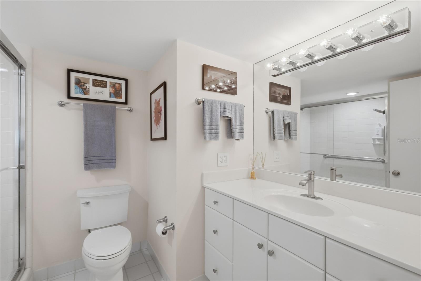 ISLANDER CLUB OF LONGBOAT - Residential