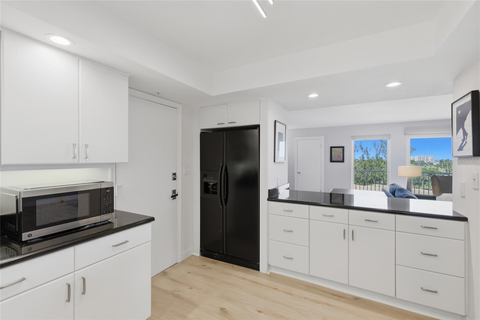 ISLANDER CLUB OF LONGBOAT - Residential