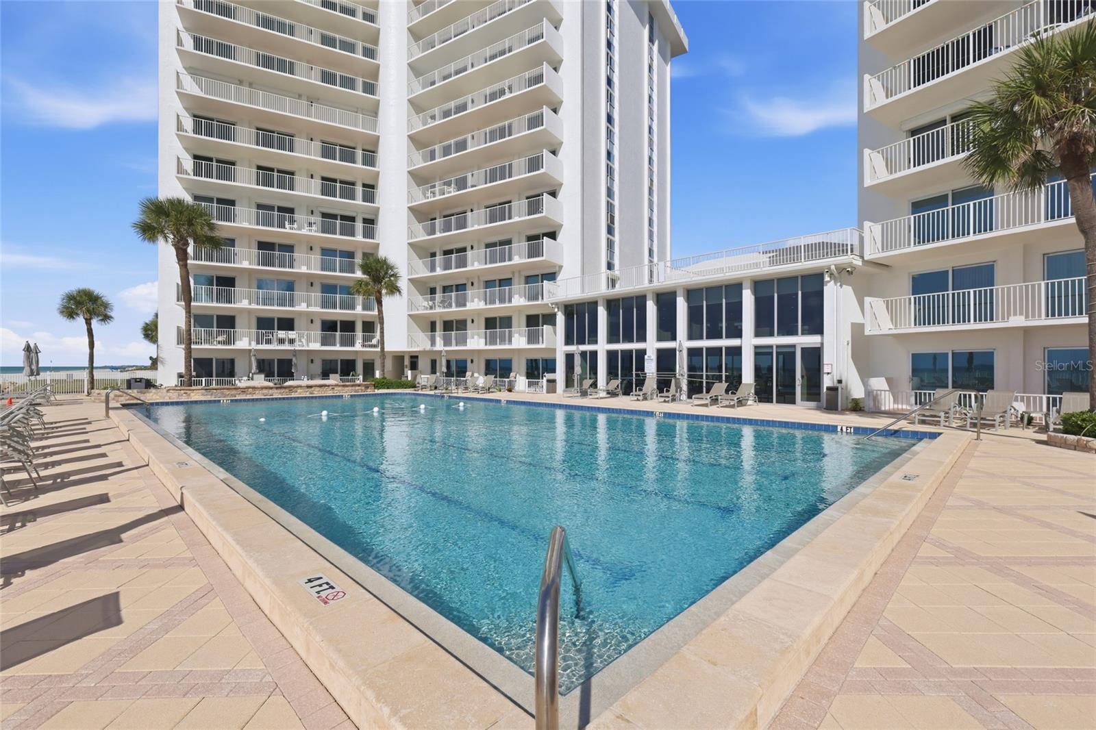 ISLANDER CLUB OF LONGBOAT - Residential