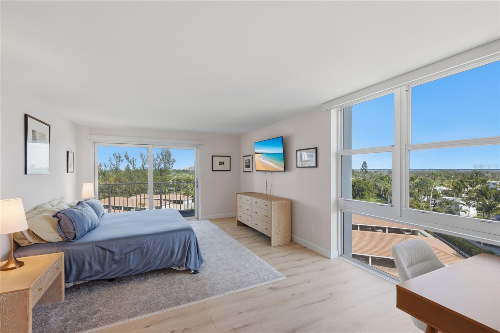 ISLANDER CLUB OF LONGBOAT - Residential