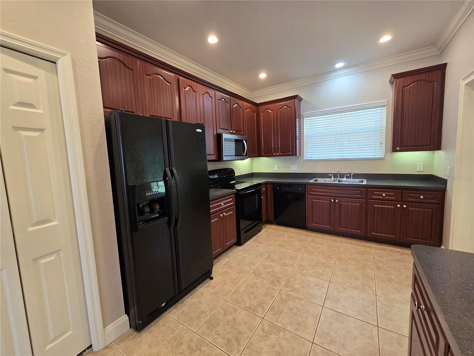 SADDLEWOOD - Residential Lease