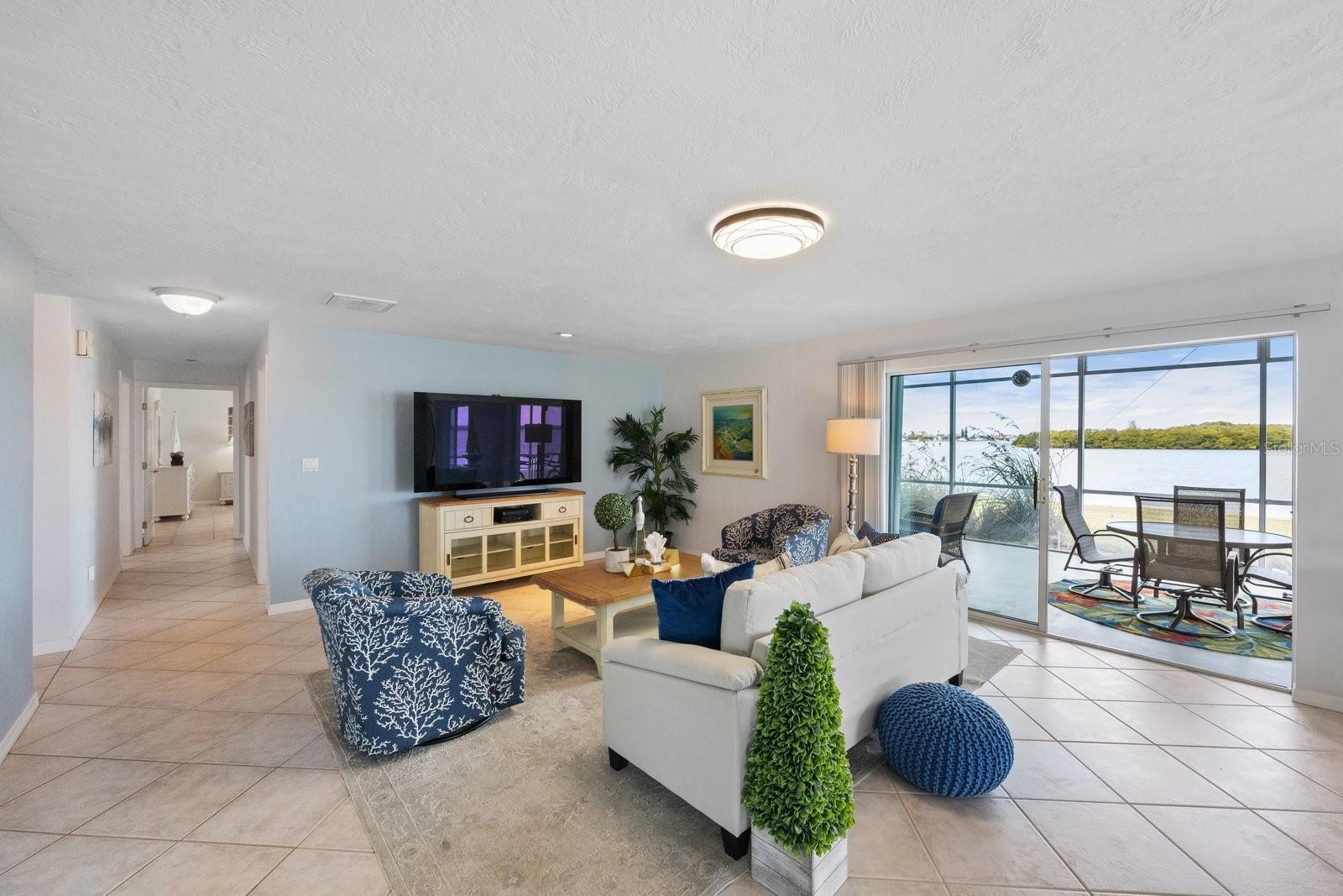 CAPRI ISLE SUB - Residential