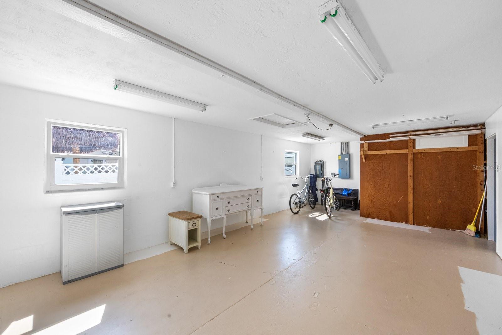 CAPRI ISLE SUB - Residential