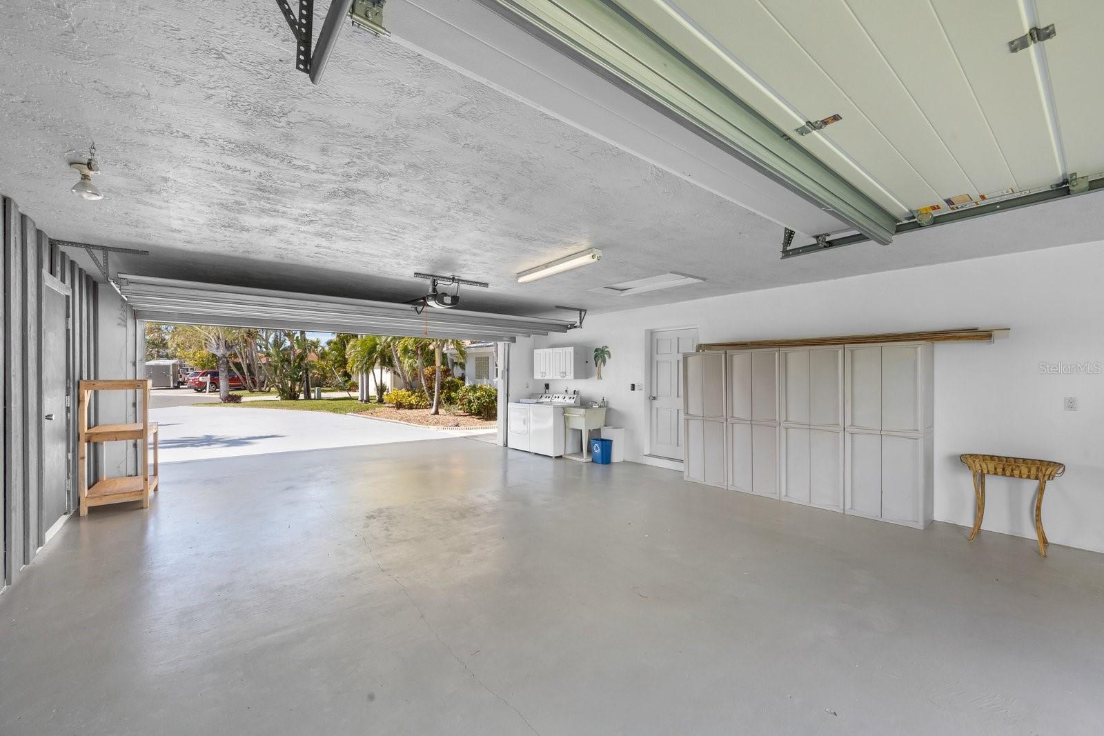 CAPRI ISLE SUB - Residential