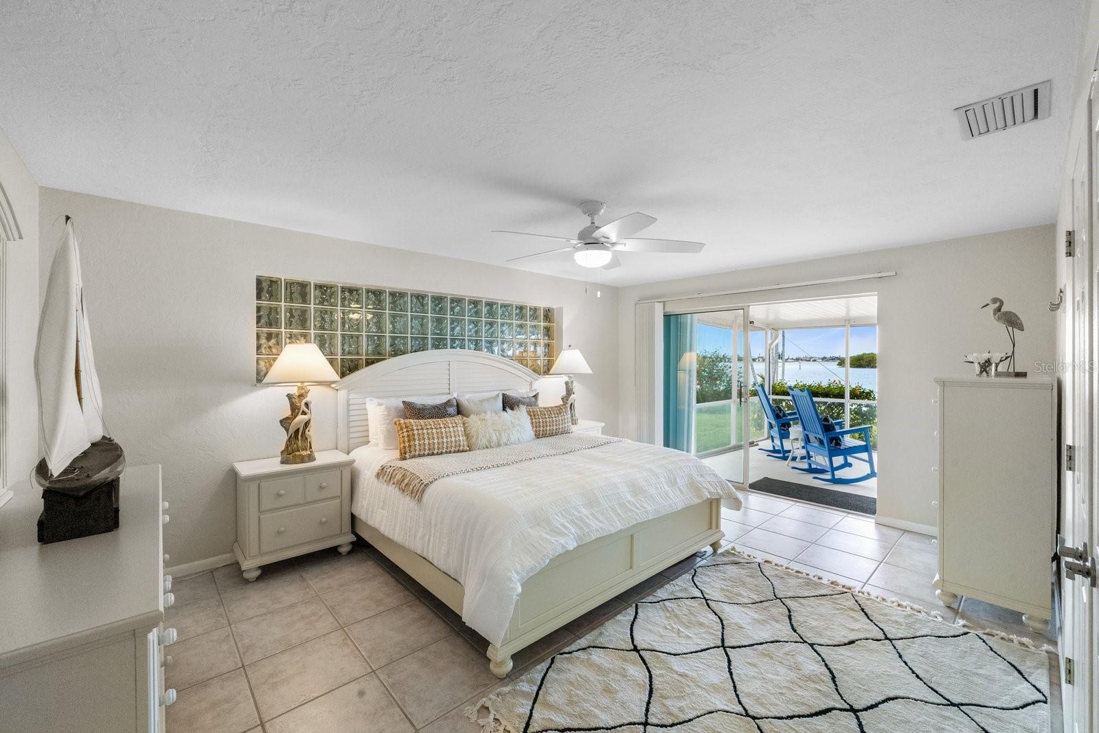 CAPRI ISLE SUB - Residential