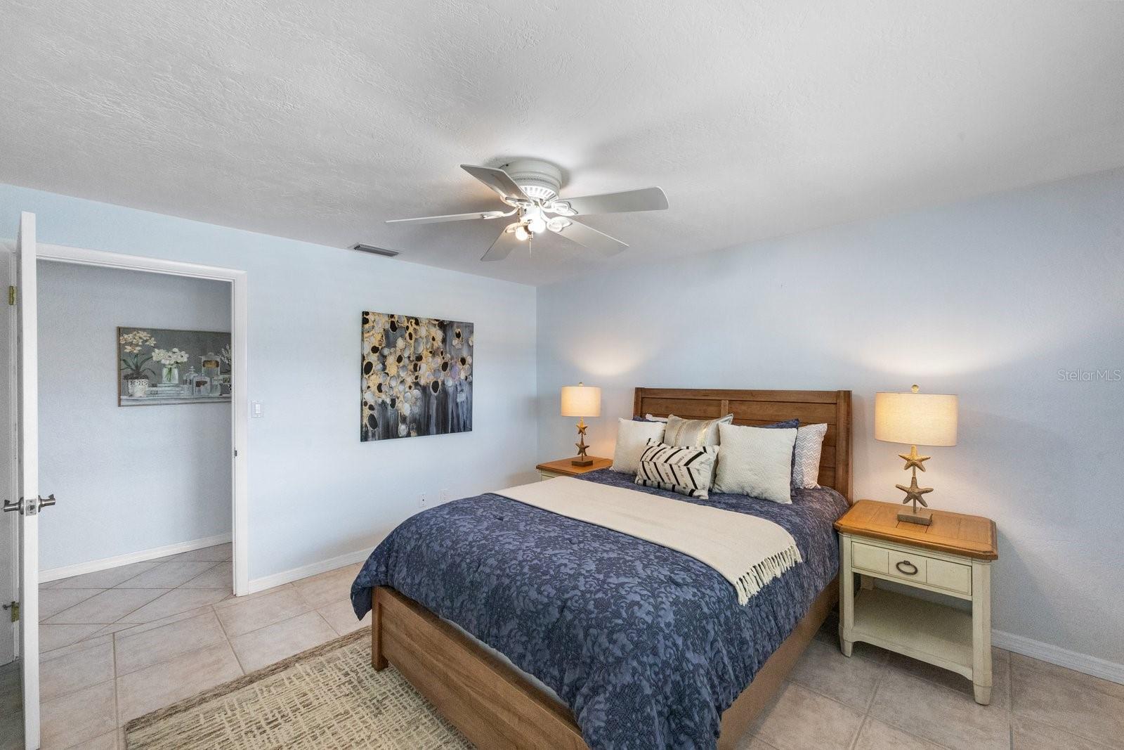 CAPRI ISLE SUB - Residential