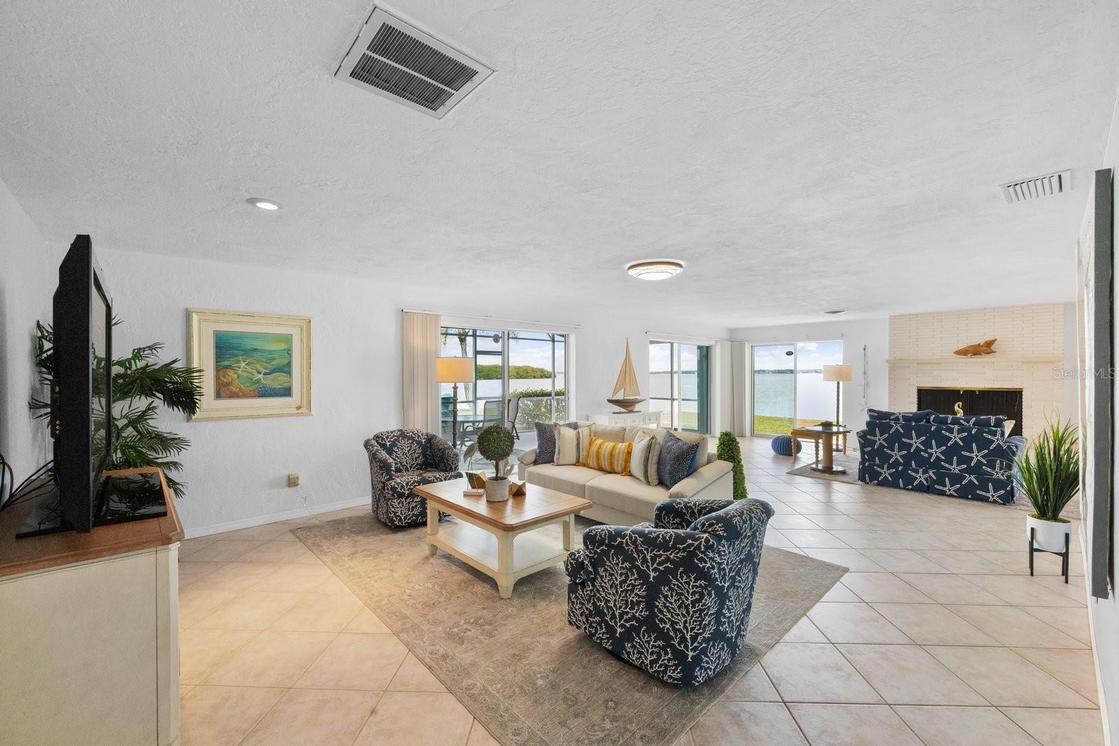 CAPRI ISLE SUB - Residential