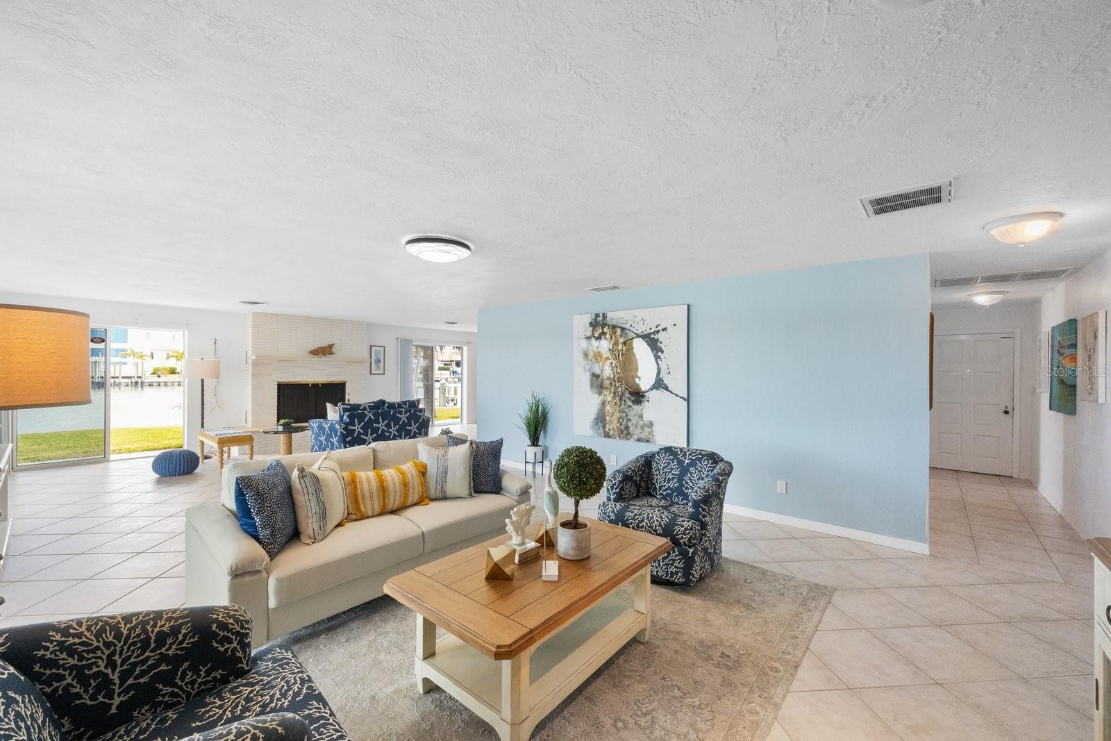 CAPRI ISLE SUB - Residential