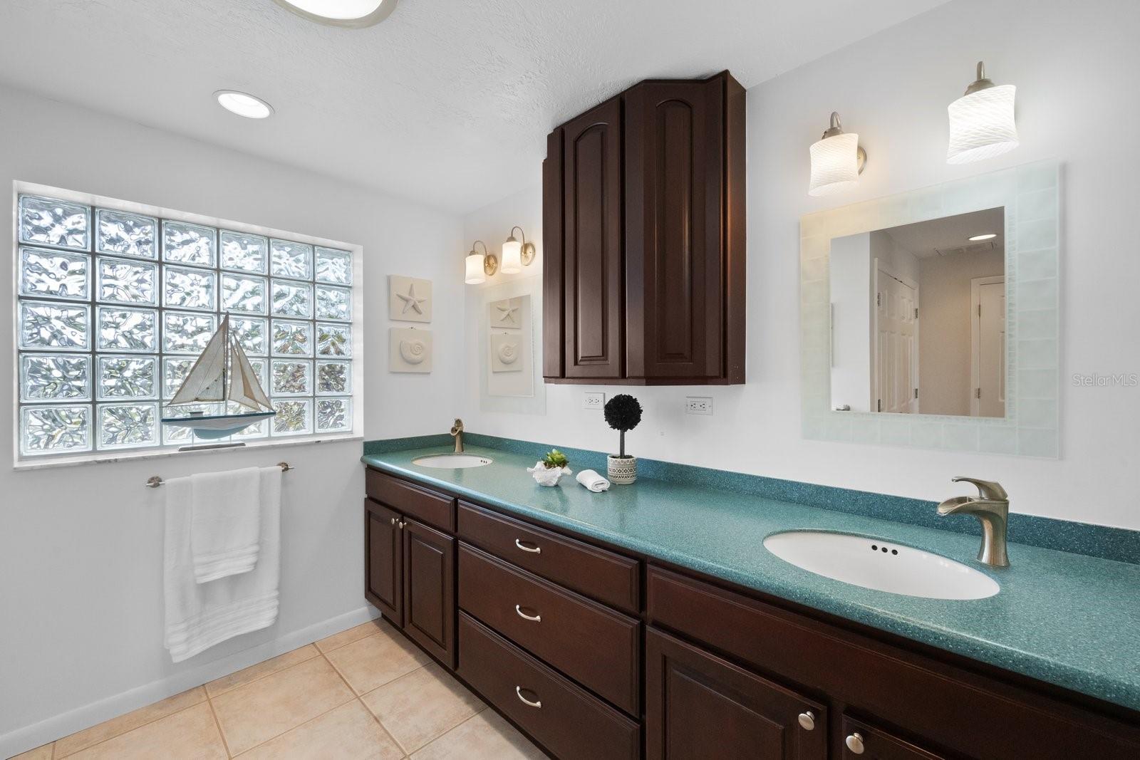 CAPRI ISLE SUB - Residential