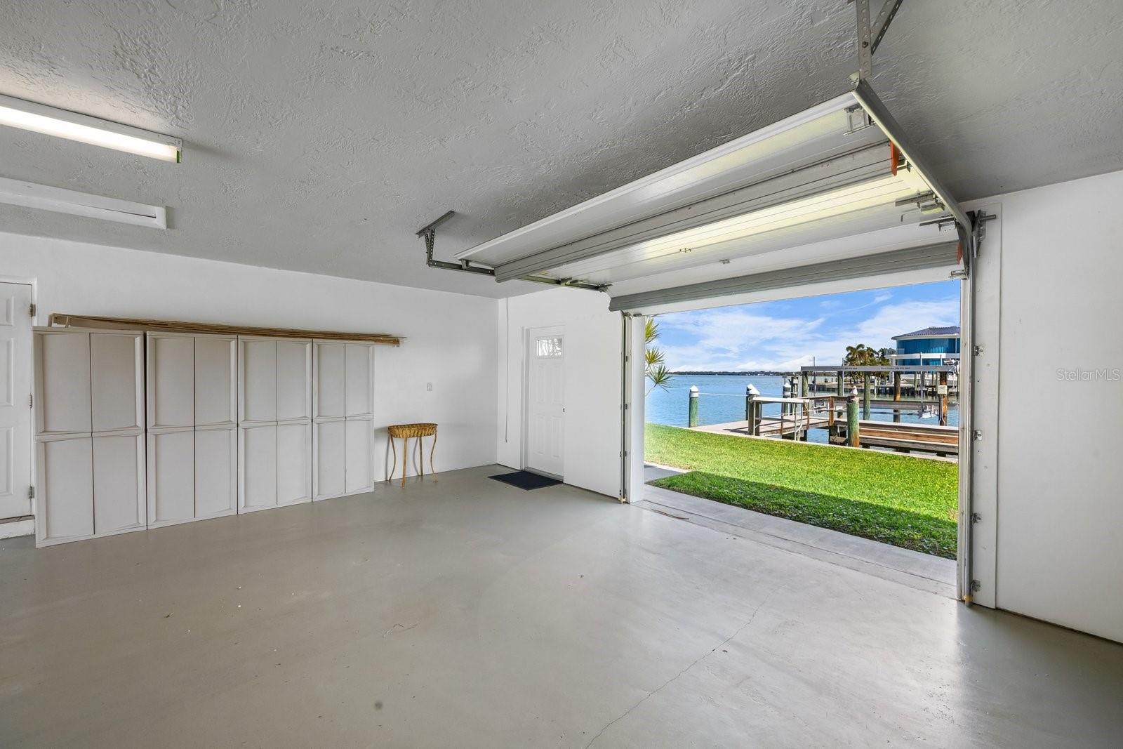 CAPRI ISLE SUB - Residential