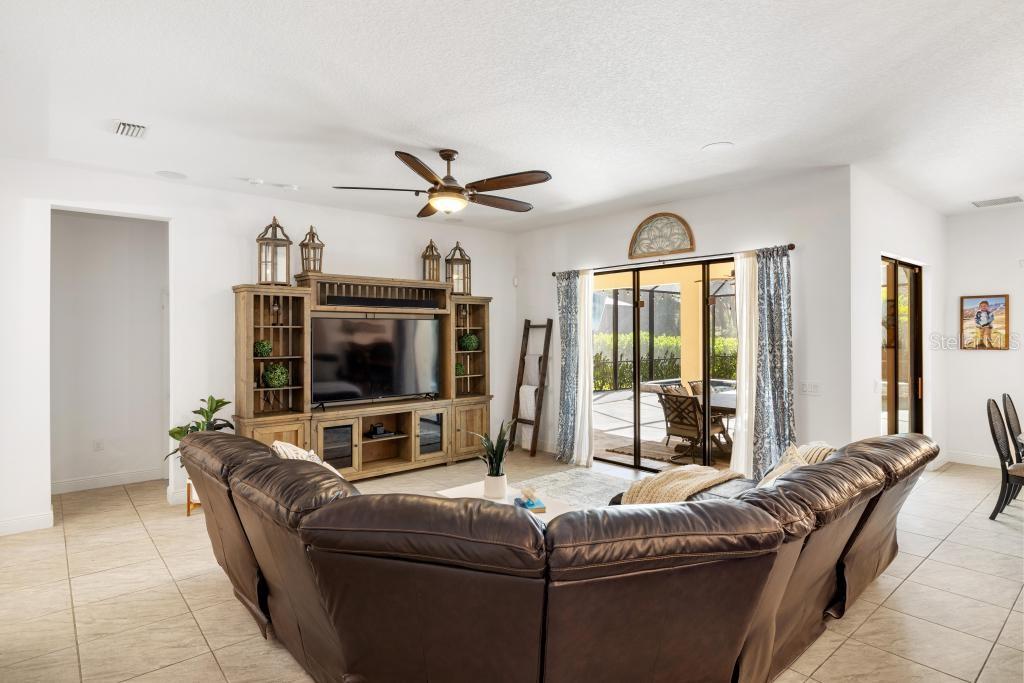 GRAND PALM PH 1A - Residential