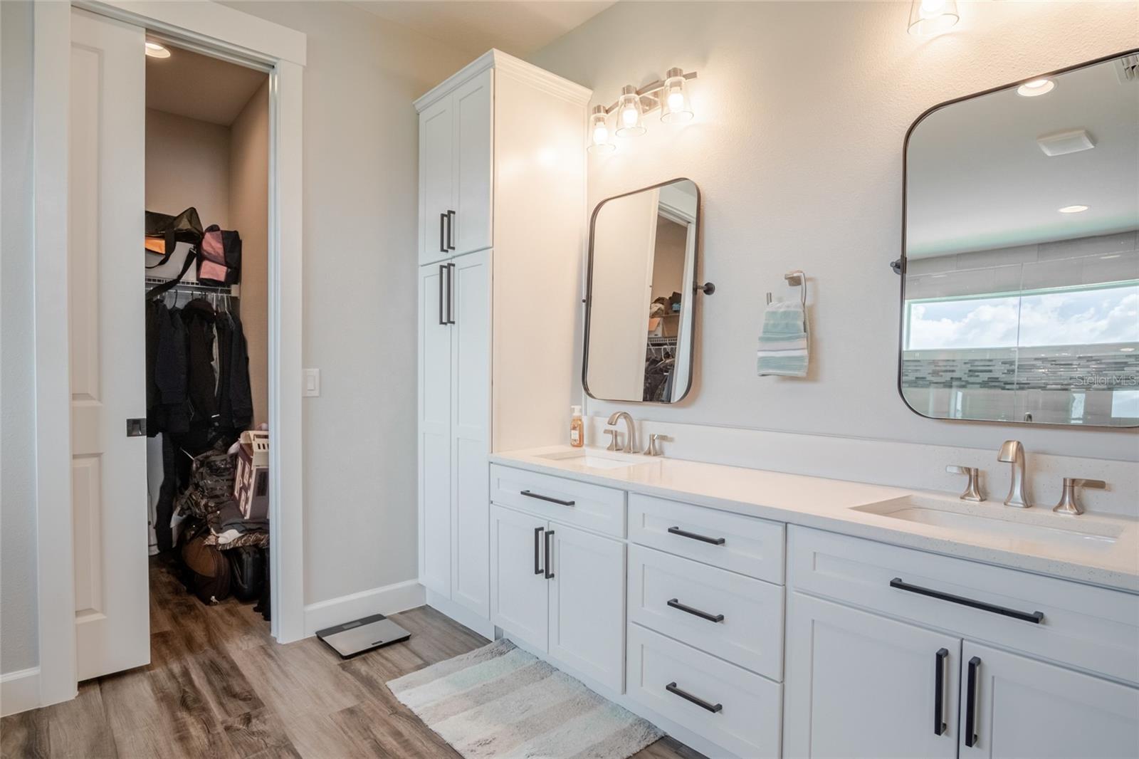 ENCLAVE/LK ARIETTA - Residential