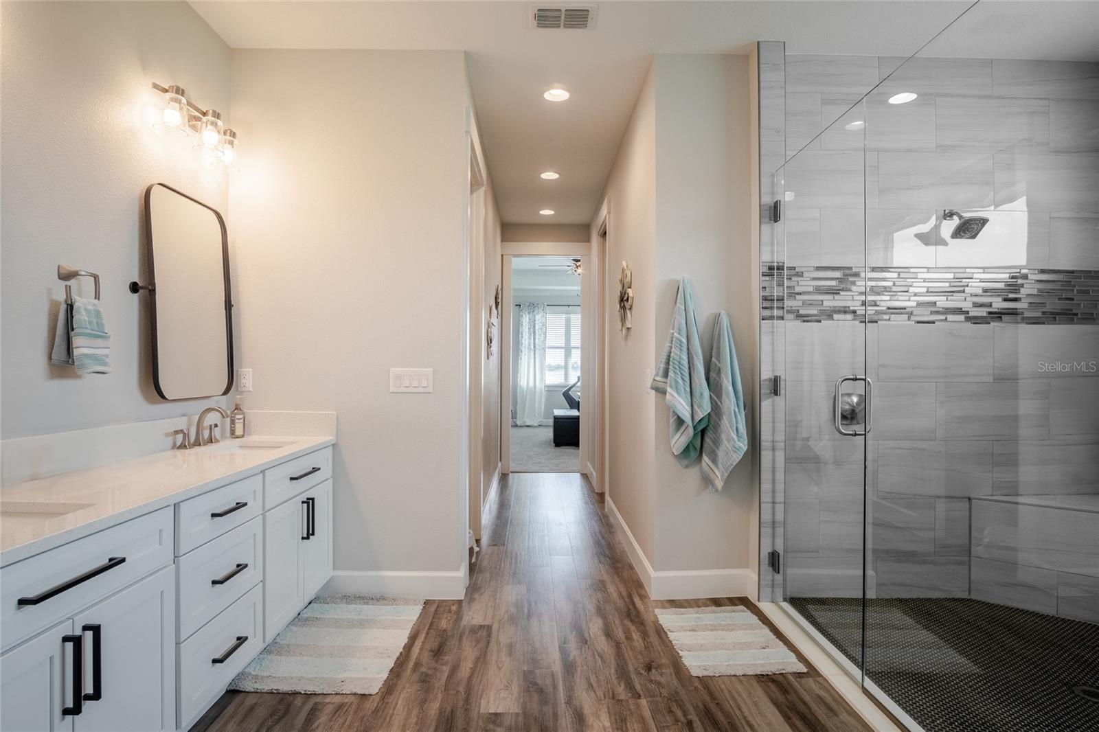 ENCLAVE/LK ARIETTA - Residential