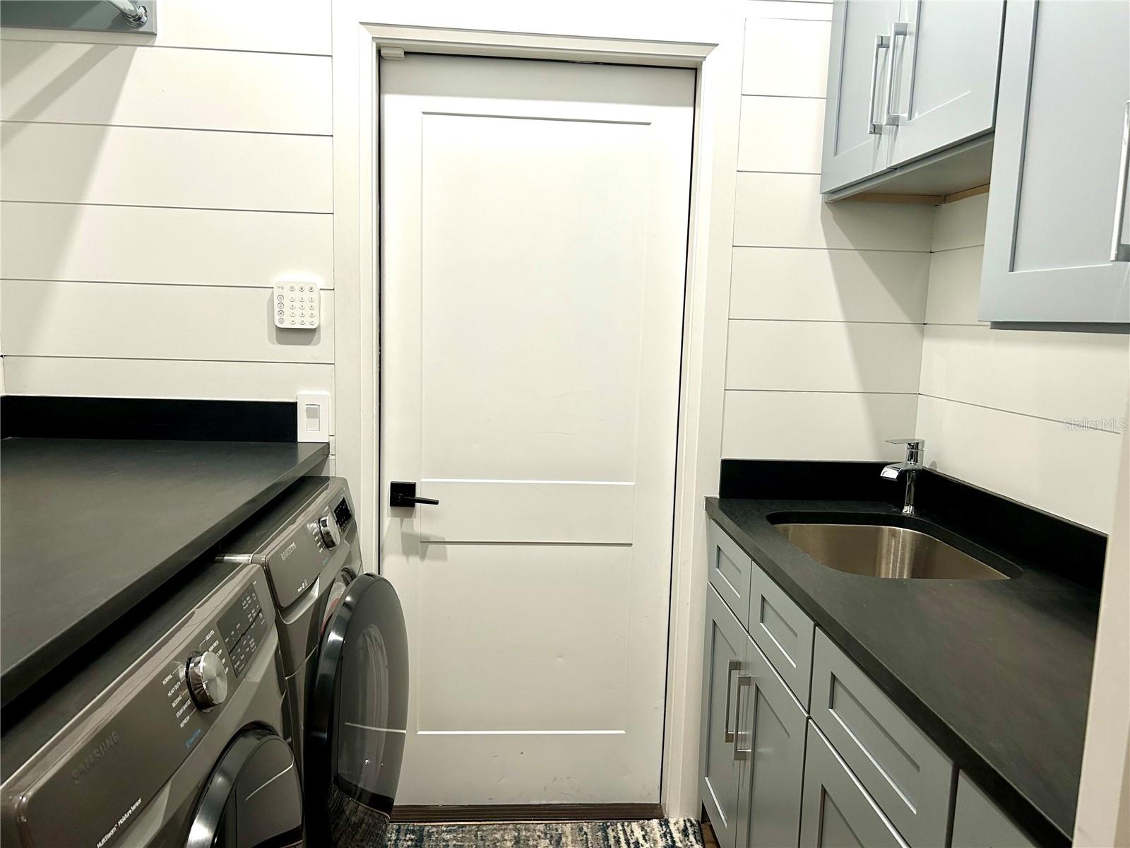 QUAIL RUN PH IV - Residential Lease