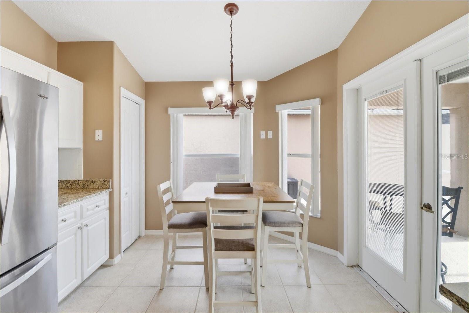 THE PALMS SEVEN HILLS - Residential